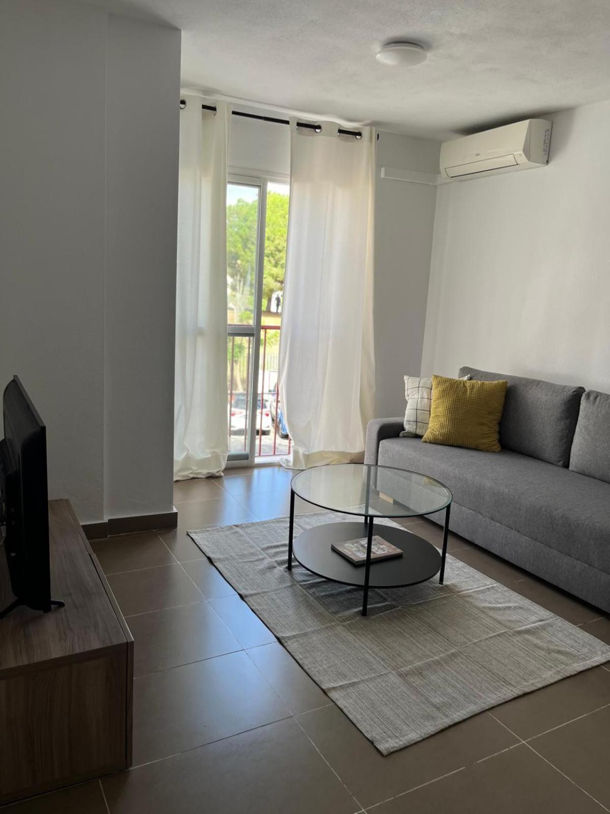 Malaga Prime Location - Stylish Apartment With Free Wifi, Free Parking, Steps From The Historic Center Exteriör bild