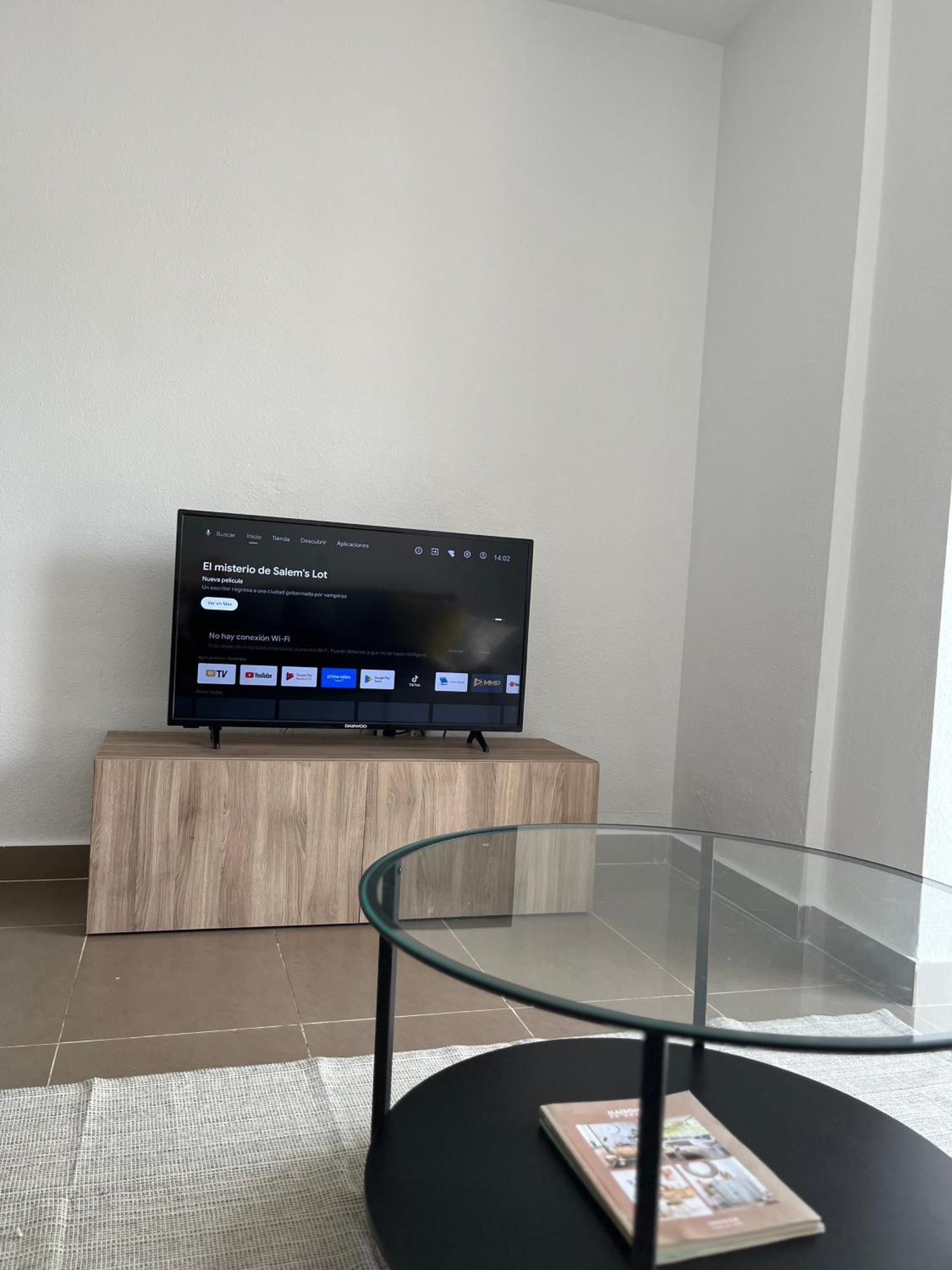 Malaga Prime Location - Stylish Apartment With Free Wifi, Free Parking, Steps From The Historic Center Exteriör bild